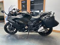 KAWASAKI Z1000