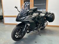 KAWASAKI Z1000